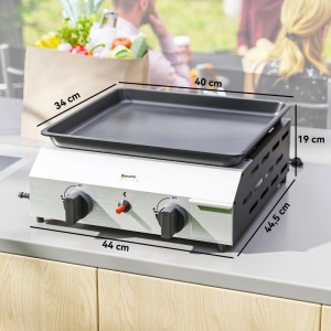 Outsunny Gasgrill aus Edelstahl, silber und schwarz, mit Maßen. Kompakter Grill für Camping und Outdoor.