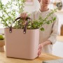 Rosa Rotho Multibag Albula Style 25 l als Aufbewahrungsbox mit Tragegriffen.