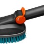 Gardena Cleansystem Handbürste Hard M mit Schlauchanschluss, anthrazit. Reinigungsbürste für unempfindliche Oberflächen.