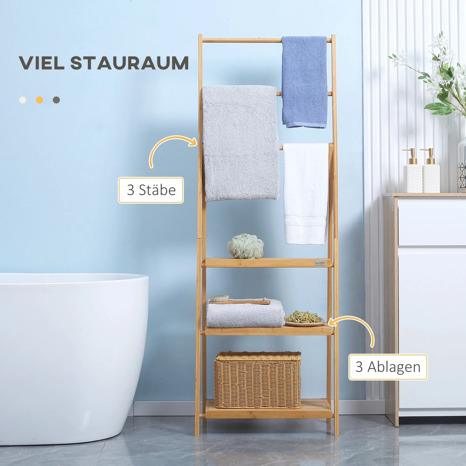 Kleankin Handtuchständer aus Bambus mit drei Stangen und drei Ablagen im Badezimmer.