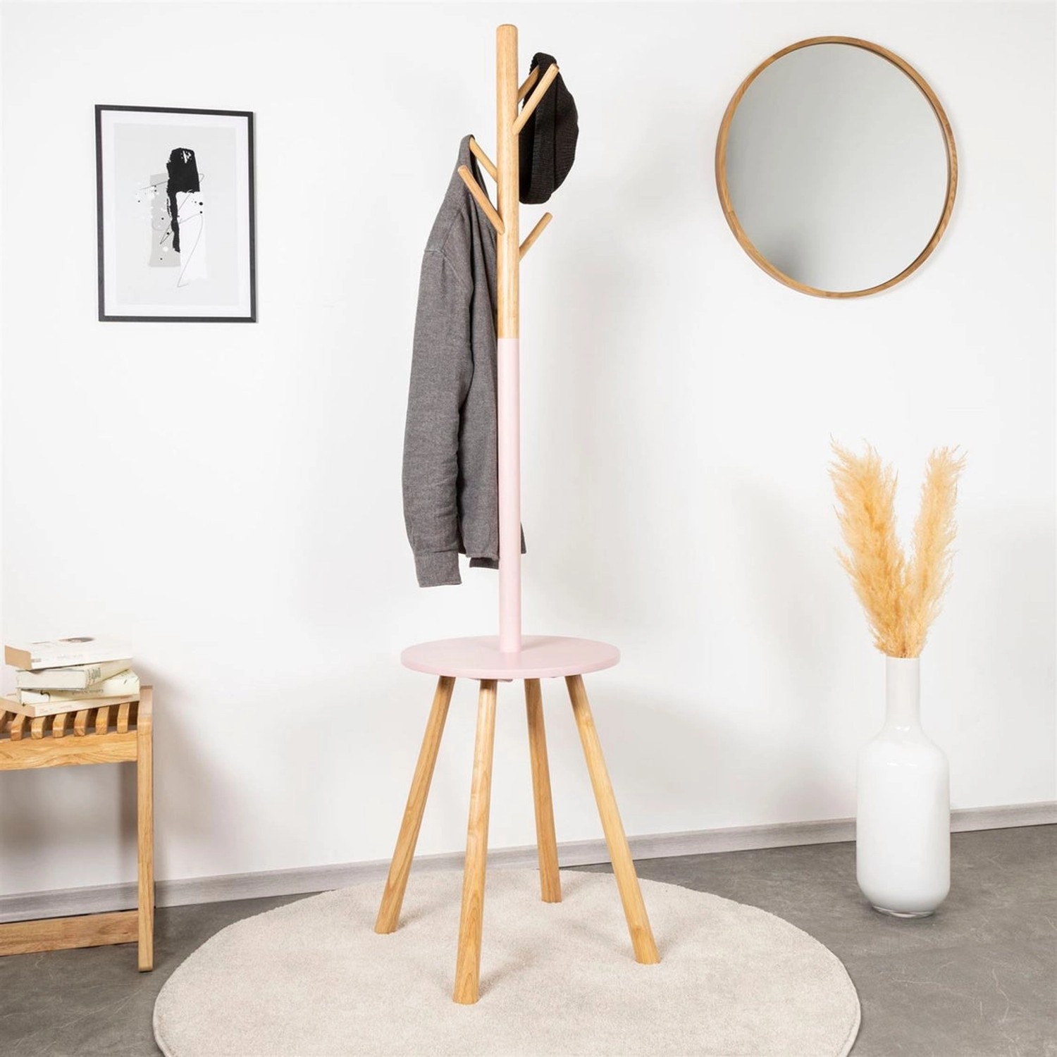 Terra Home Garderobenständer Dala Rund Pink aus Holz mit Ablage und Haken.