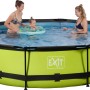 Grüner EXIT Lime Pool ø 360 cm mit Filterpumpe und Abdeckung, genutzt von drei Personen.