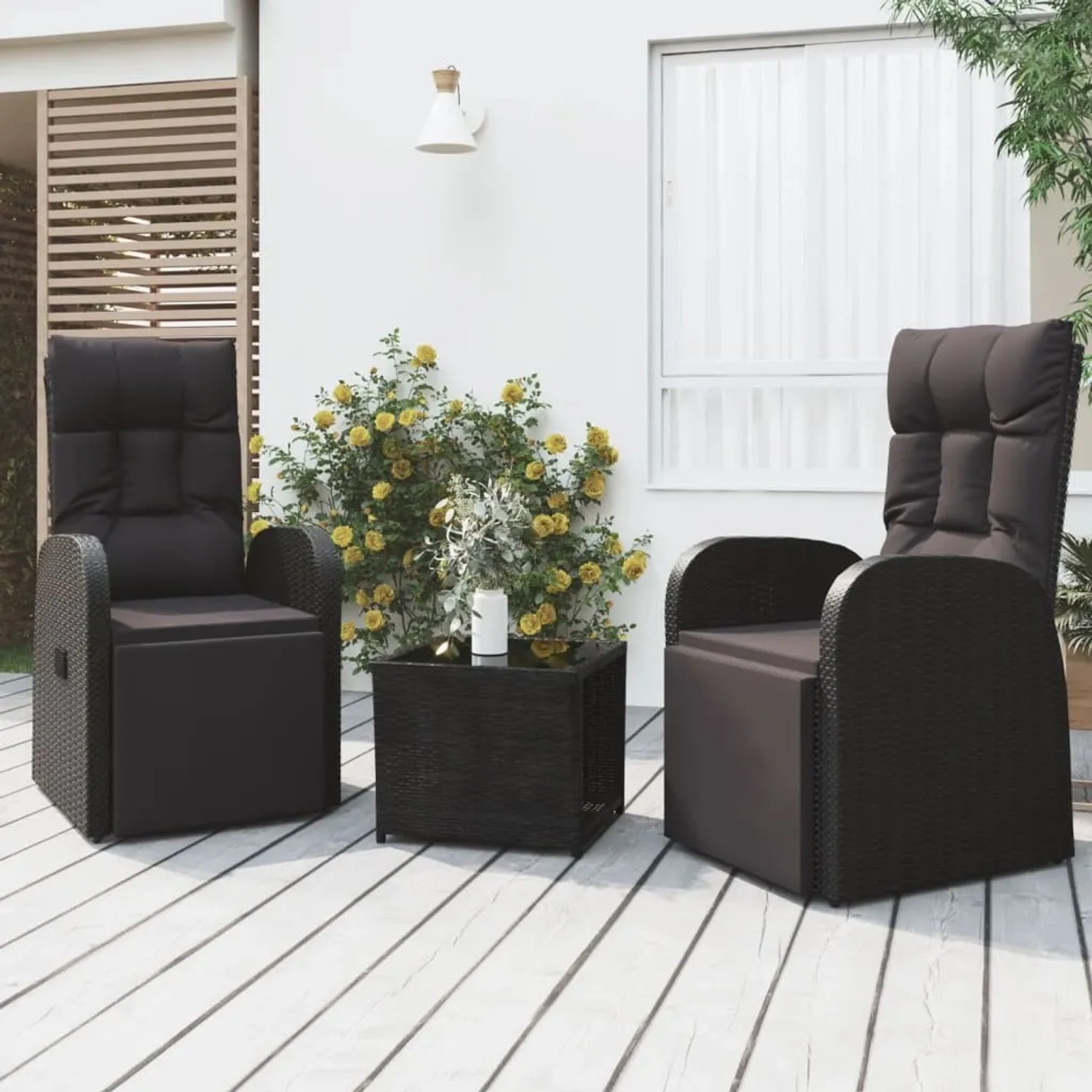 Schwarzes 3-tlg. Garten Lounge Set aus Rattan und Stahl mit Liegefunktion.