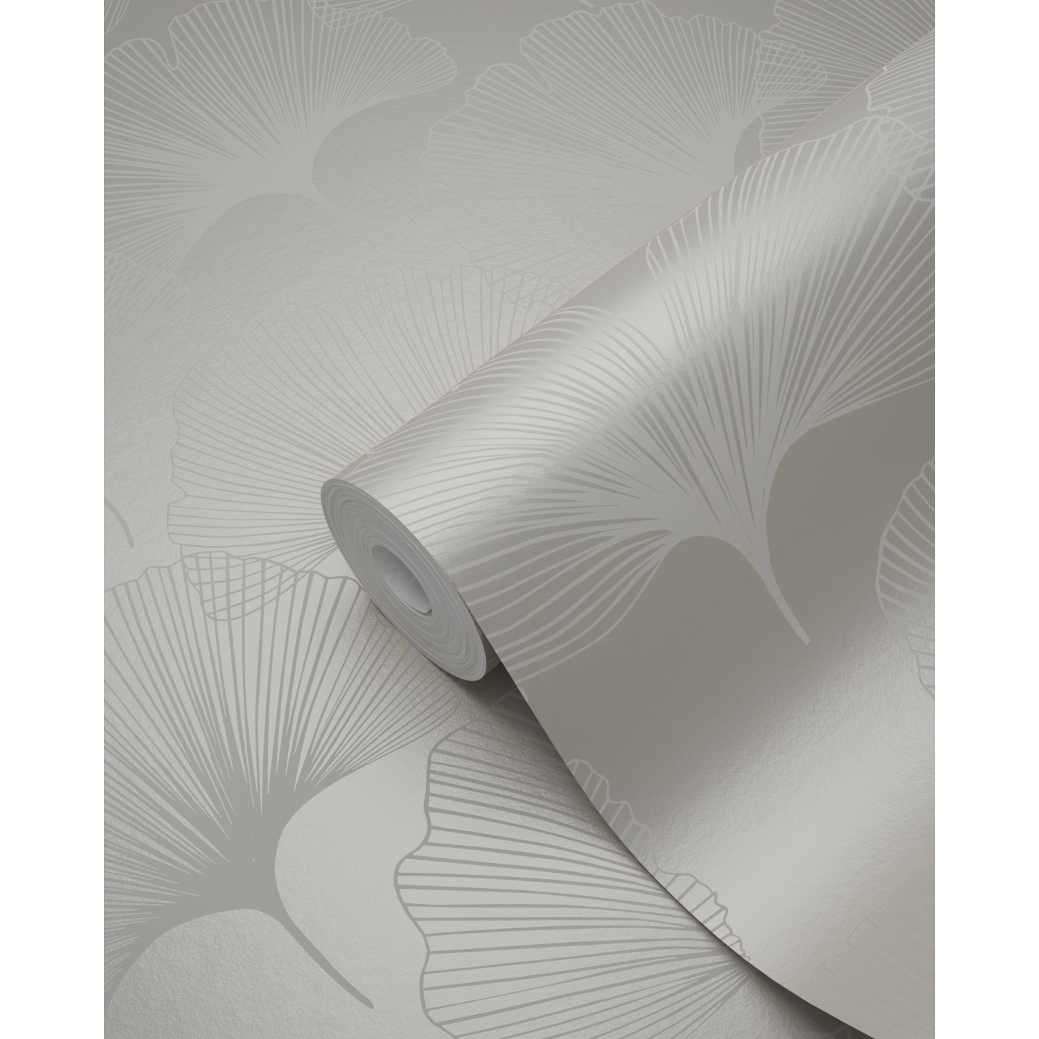 Rolle Origin Wallcoverings Vliestapete mit Ginkgoblätter Muster in Warmgrau.