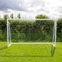 Weißes Fußballtor 3.6m x 1.8m mit Netz auf Rasen für Spiel & Spaß.