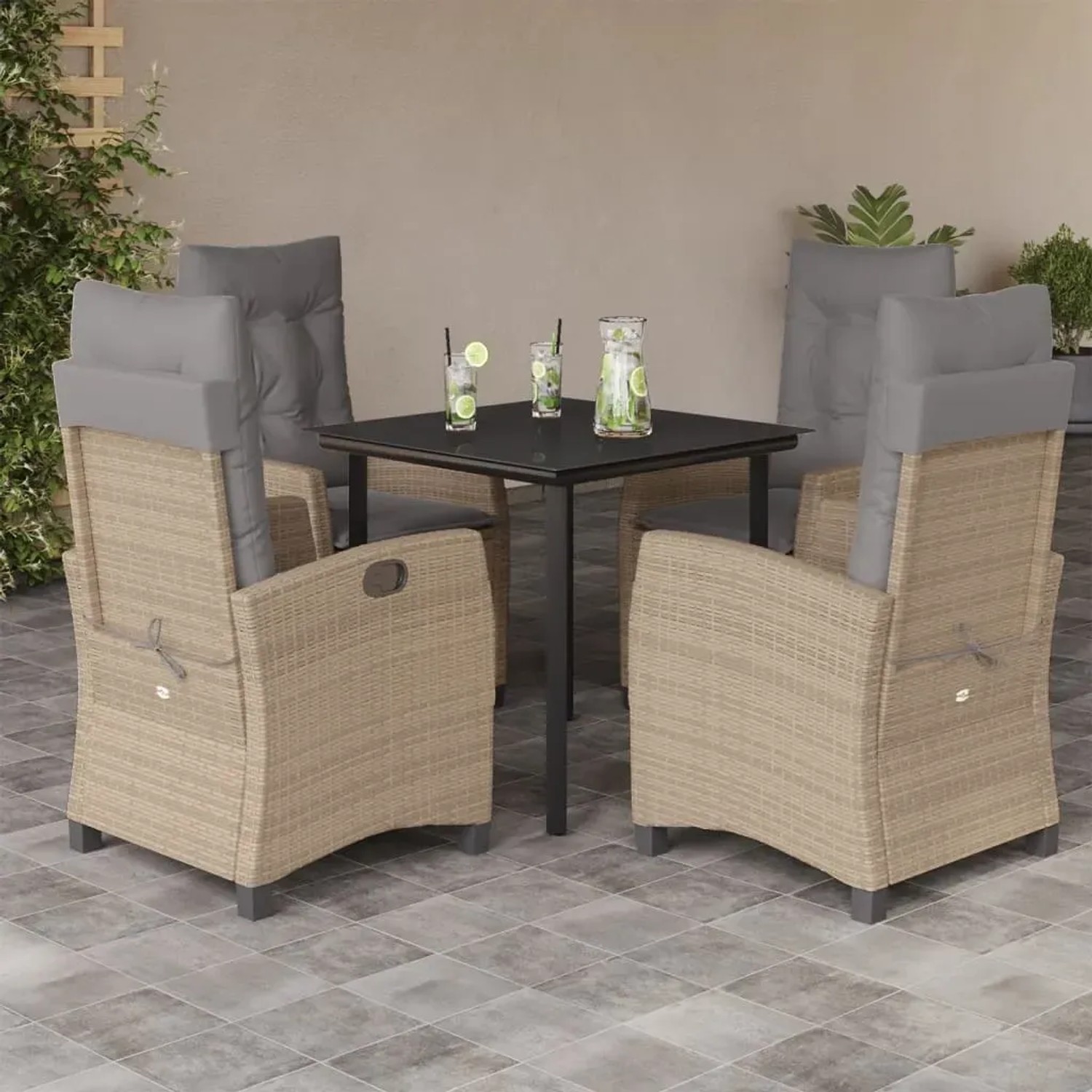5-tlg. Garten-Essgruppe mit beigemischtem Poly Rattan, inkl. Tisch, 4 Stühle mit Kissen.