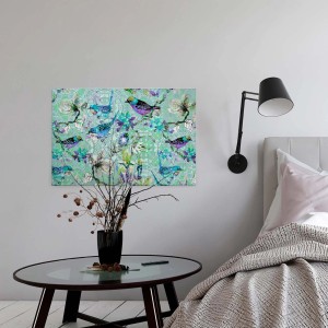 Modernes Bricoflor Wandbild mit Vögeln und Blumen auf Leinwand im Wohnzimmer.