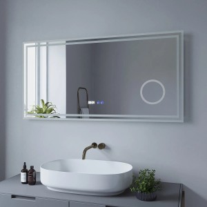 Rechteckiger Aquabatos LED Spiegel 120x60 cm mit Digitaluhr und Dimmfunktion im Badezimmer.