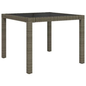 Quadratischer Gartentisch aus grauem Rattan mit Glasplatte, Teil der vidaXL Essgruppe.
