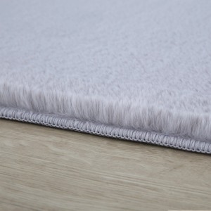 Detailansicht: Ayyildiz Kurzflorteppich Pouffy 5100 in Silber, weicher Flor.