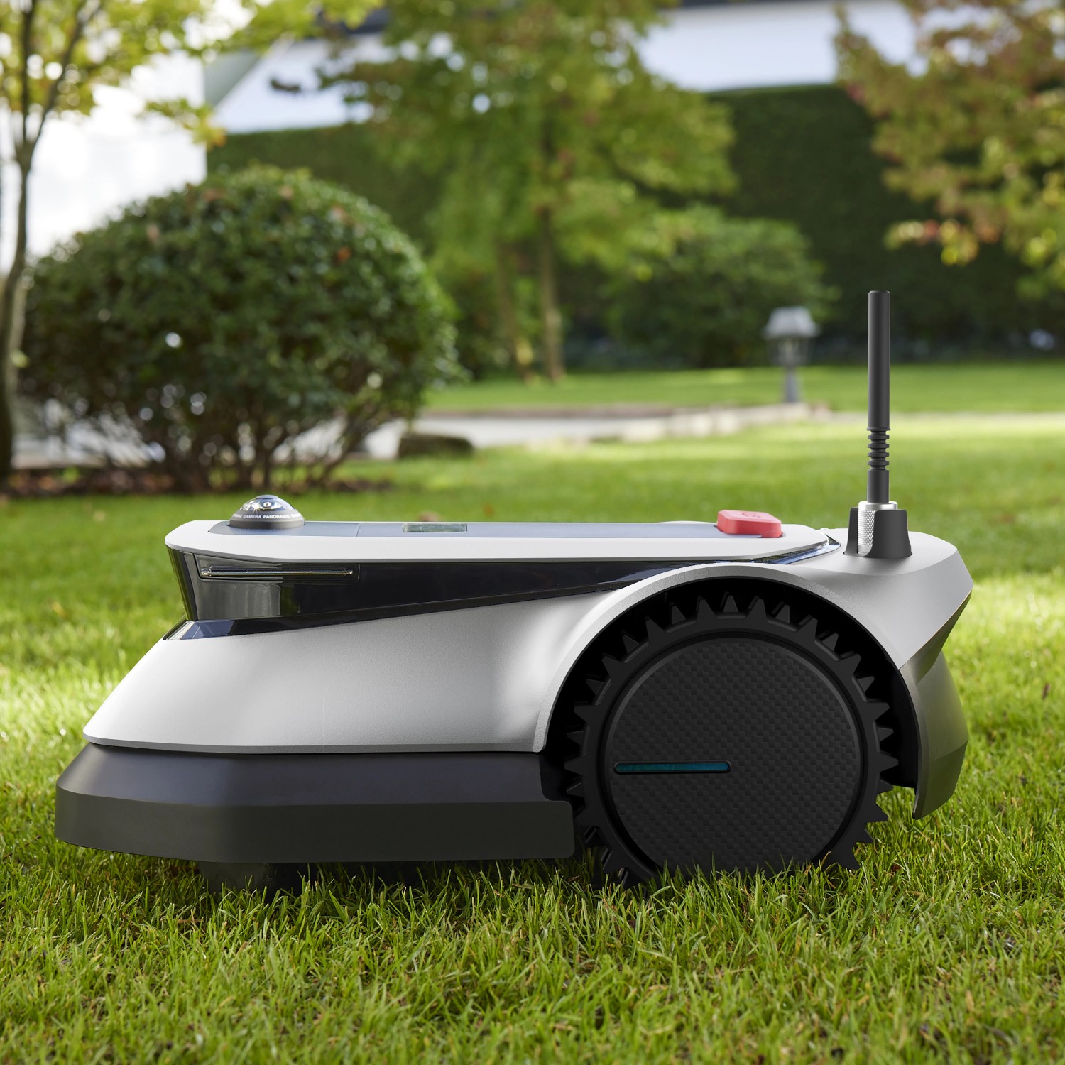 Ecovacs Mähroboter GOAT G12000 bis 2.000 m² inkl. Garage kaufen bei OBI