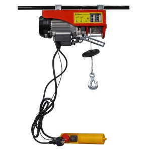 Rote Wiltec elektrische Seilwinde 540W mit Haken und gelber Steuerung. Hubkraft bis 250kg. Flaschenzug.