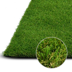 Detailaufnahme: Grüner Karat Kunstrasen Tosca mit 35 mm Höhe. Ideal als Rasenersatz für Balkon und Garten.