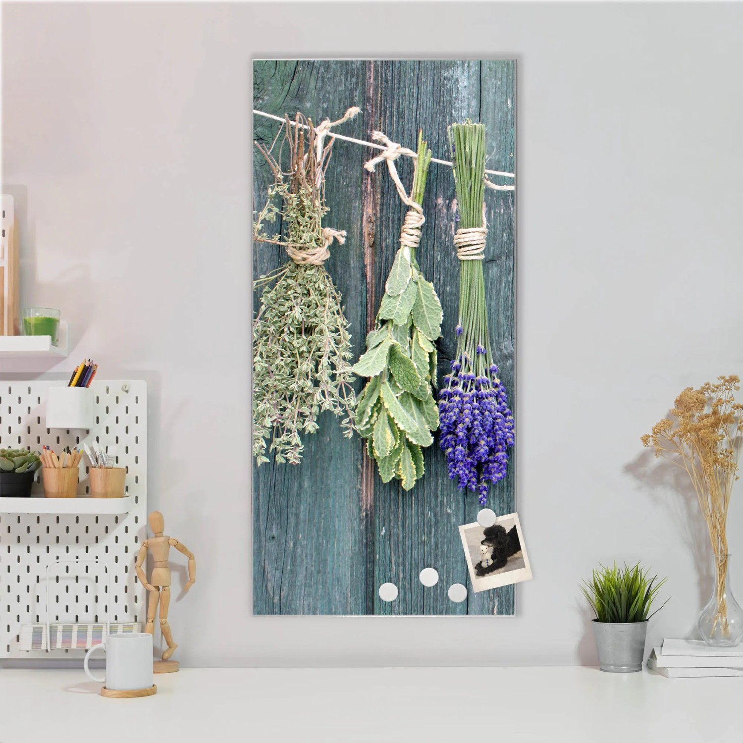 Banjado Magnettafel mit Kräutermotiv, 37x78cm, silberne Magnetwand für Notizen und Fotos.