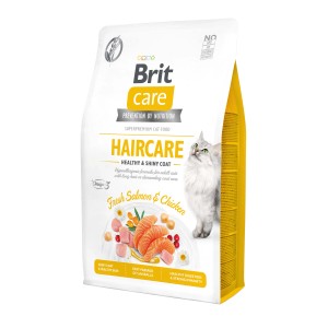 Brit Care Katzenfutter Adult Haircare Lachs & Huhn 2kg für glänzendes Fell