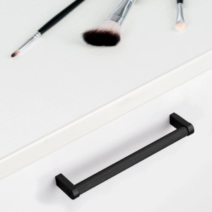 Emuca Lot von 5 Möbelgriffe Bergen L141 mm 128 mm Achsenabstand Aluminium Goldfarben Lackiert