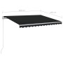 Ausgefahrene anthrazitfarbene Markise 300x250 cm mit weißem Rahmen und Kurbel. Manuell einziehbarer Sonnenschutz mit LED.