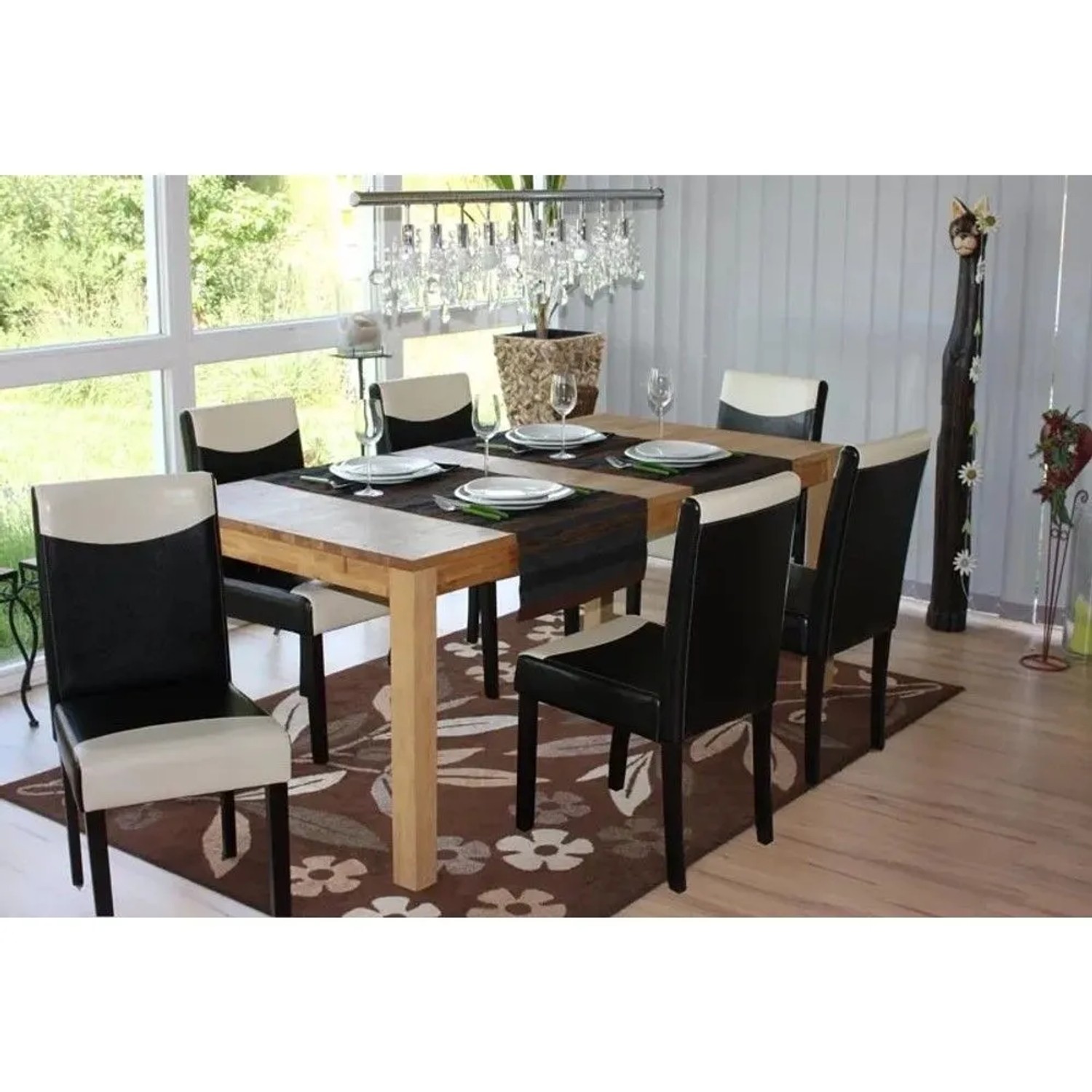 MCW Esszimmerstuhl Littau 4er-Set: schwarz-weißes Kunstleder, dunkle Holzbeine, modernes Design für Ihr Esszimmer.