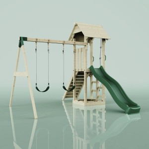 PolarPlay Spielturm Vimmerby mit Schaukeln und grüner Rutsche aus unbehandeltem Holz.