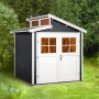 Anthrazitfarbenes Weka Holz-Gartenhaus mit Pultdach und weißen Doppeltüren vor grünem Hintergrund.