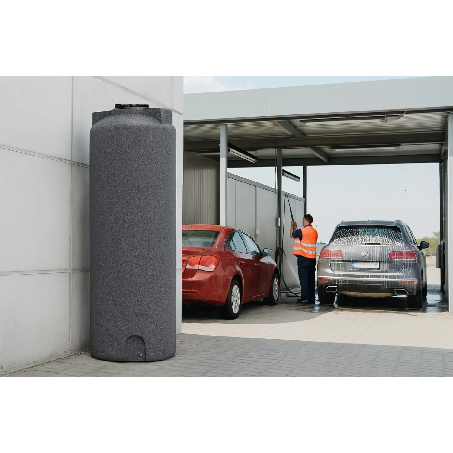 Grauer, marmorierter 1000L Trinkwasser Wassertank aus PE. Zylindrischer Behälter für Regenwasser & Hauswasserwerke.
