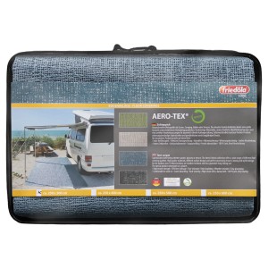 Verpackter, blauer Primaflor Vorzeltteppich Aerotex 250x500cm. Campingteppich für Outdoor.