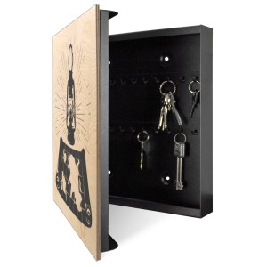 Banjado Schlüsselkasten aus Holz, 30x30cm, Motiv Entdecker-Laterne, mit 50 Haken zur Schlüsselaufbewahrung.