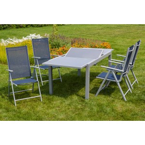 5-teiliges Gartenmöbel-Set Amalfi in Marineblau mit Ausziehtisch (140/200x90cm) auf Rasen.