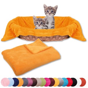 Bestlivings Katzendecke Maisgelb, Mikrofaser, 90x140cm. Katzen im Korb.