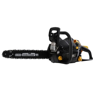 Texas XCS 4200 Benzin-Kettensäge mit Oregon-Kette, 40 cm Schwert und schwarzem Gehäuse.