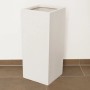 Eleganter, perlmutt-weißer Fiberglas Pflanzkübel Säule, 38x38x70cm, für Innen- und Außenbereich.