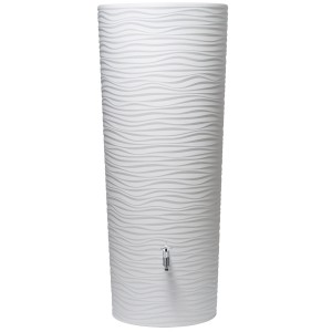 Weißer Natura 2in1 Regenwasserbehälter 350 l mit wellenförmiger Struktur und Wasserhahn.