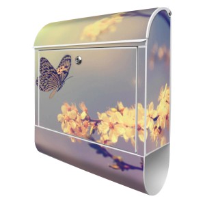 Silberner Banjado Briefkasten mit Schmetterling und Blüten Motiv 'Tag im Mai'.