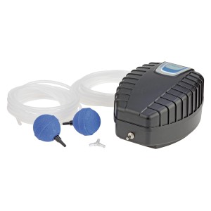 Oase AquaOxy 500 Teichbelüfter Set mit Pumpe, Schläuchen und Ausströmersteinen.