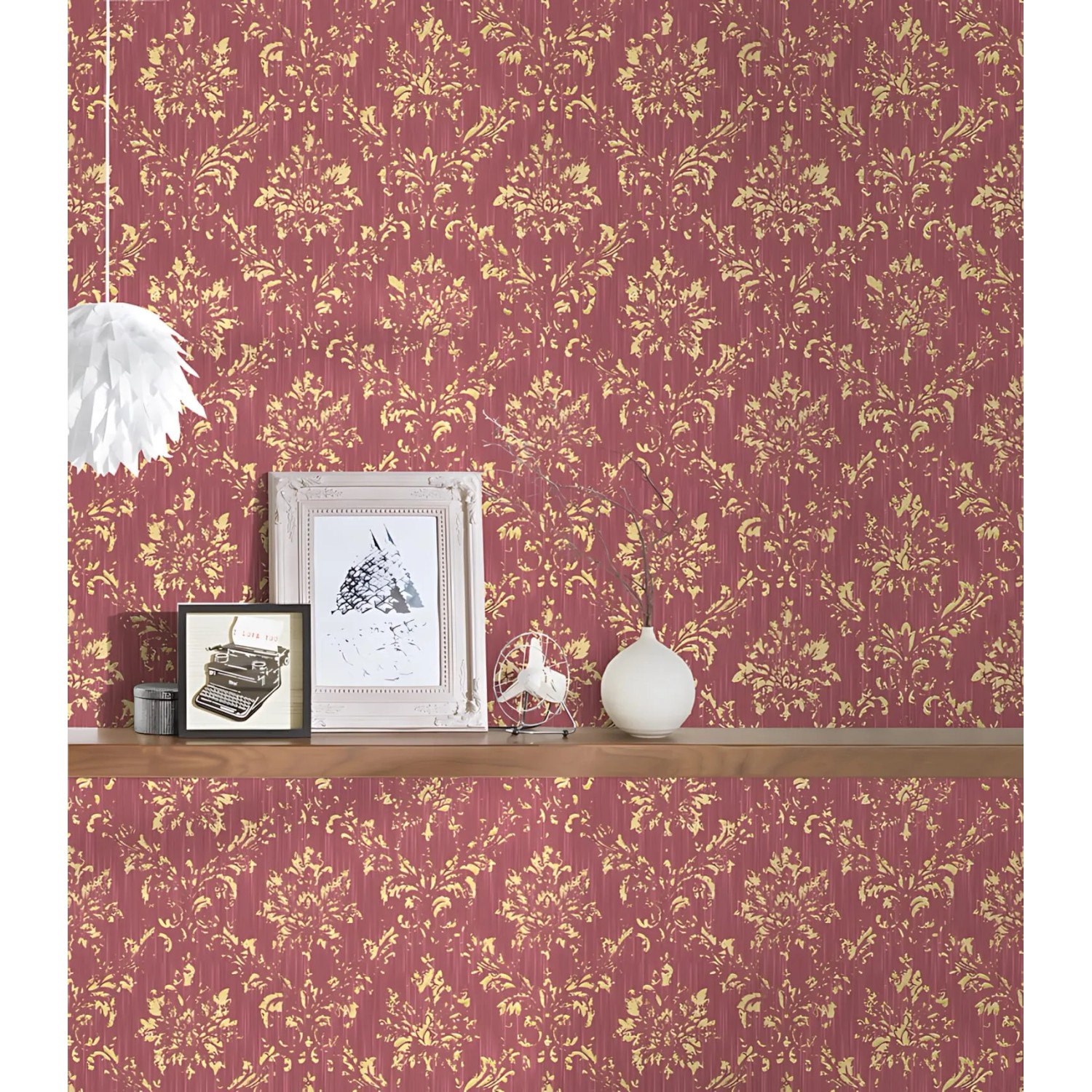PROFHOME Barock Tapete in Rot und Gold mit schimmernden Ornamenten.