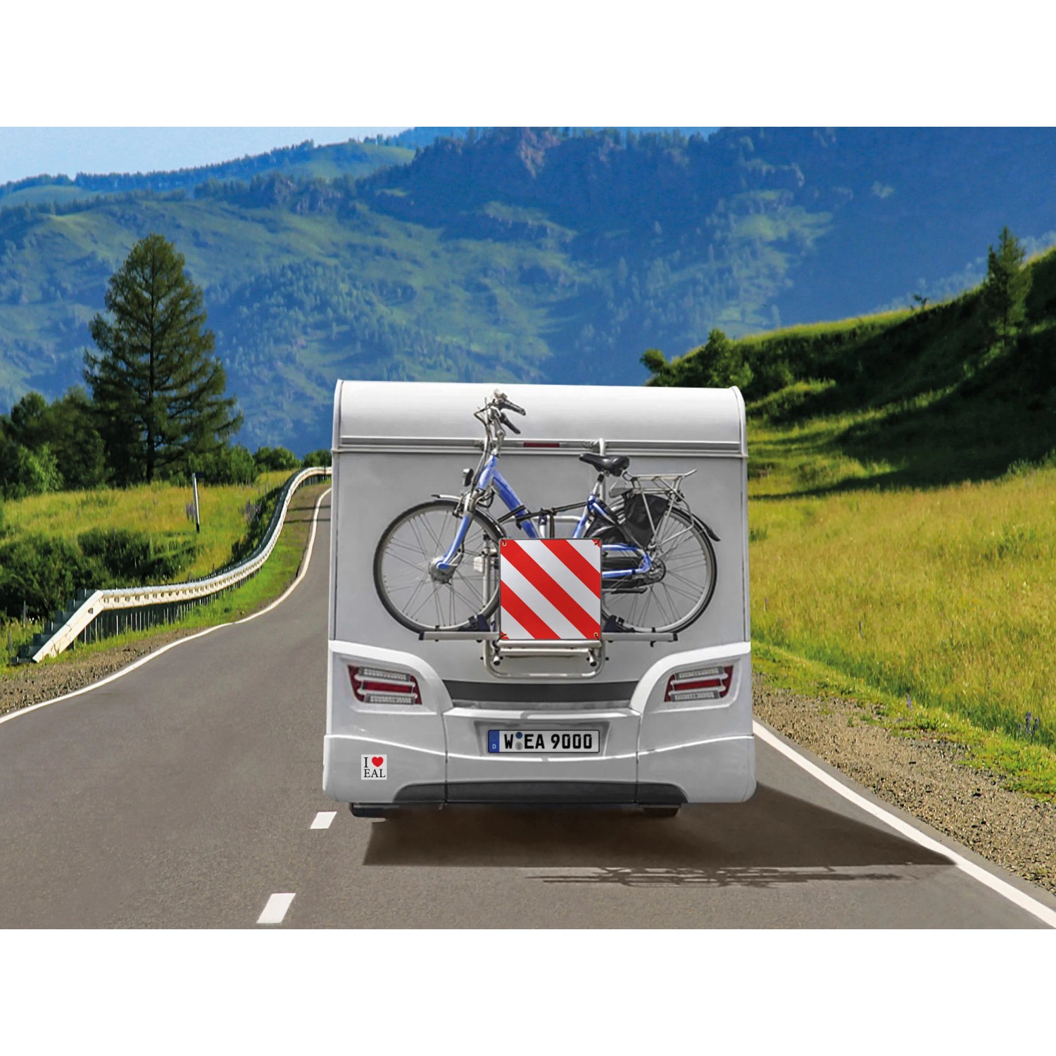 Calima Warntafel 2 in 1 am Wohnwagen mit Fahrradträger und Fahrrad. Pannenhilfe für Italien und Spanien.