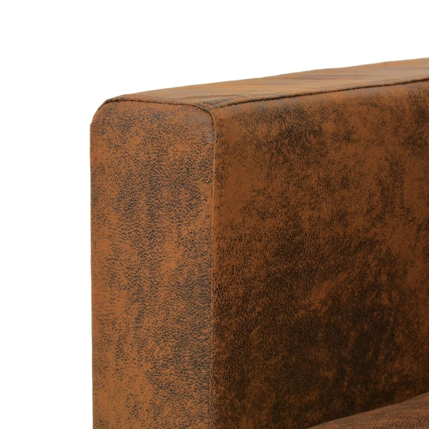 Detailansicht: Braunes 3-Sitzer Sofa aus Wildlederimitat, Teil der Ledersofa-Kategorie.