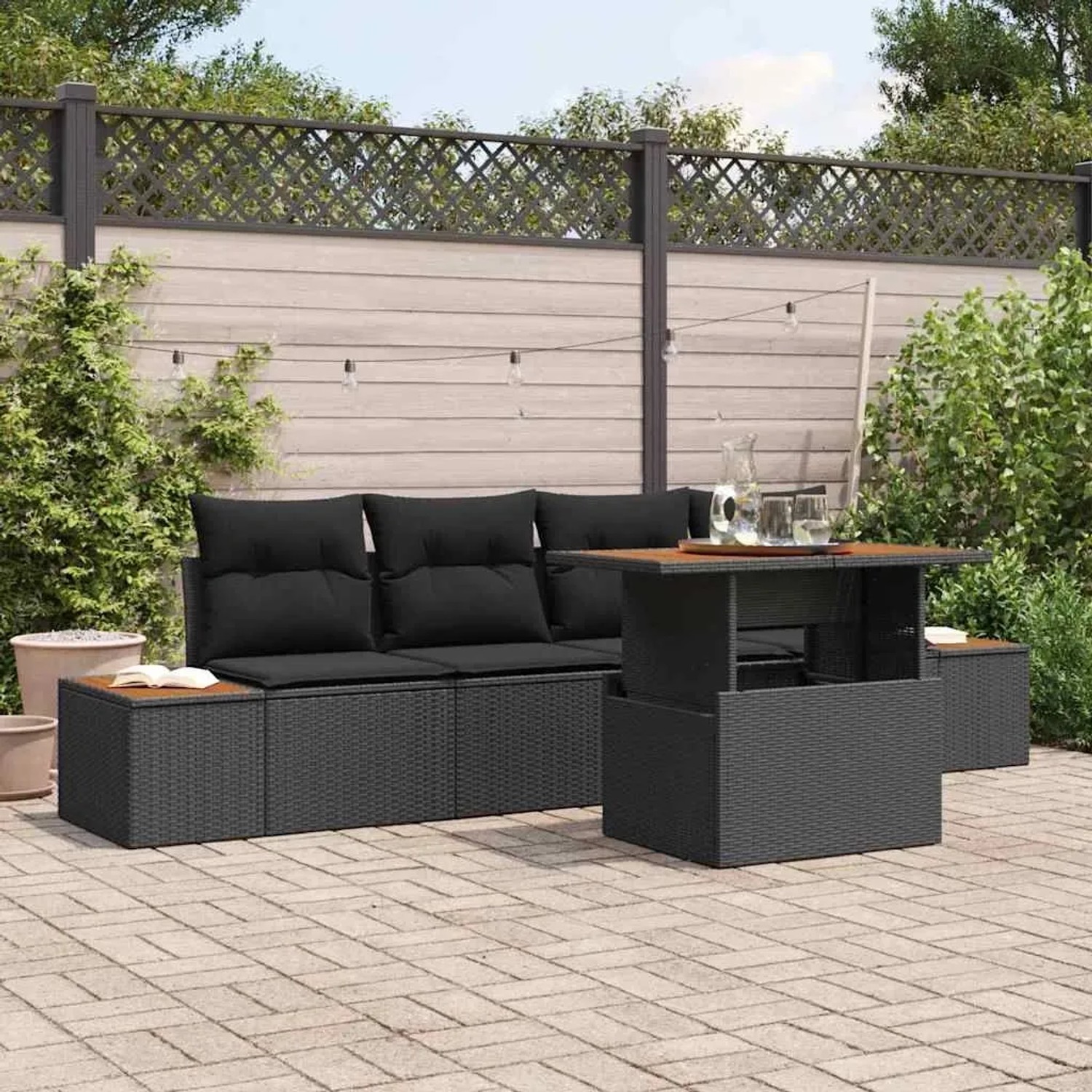Schwarze vidaXL Garten Essgruppe mit Kissen, 5-teilig, aus Polyrattan und Akazienholz.