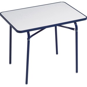 Blauer Kindertisch aus dem 3-tlg. Camping-Set mit weißer Tischplatte und Stahlrohrgestell.