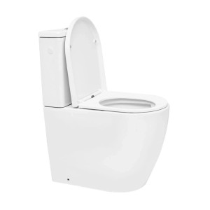Weißes Stand-Kombi-WC aus glänzender Keramik mit Spülkasten und geöffnetem SoftClose WC-Sitz. Modernes Toiletten-Design.