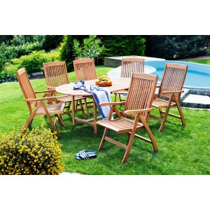 7-teiliges Gartenmöbel-Set Maracaibo aus Eukalyptusholz mit Ausziehtisch und Klappsesseln.