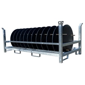 Schake Schachtabdeckungen-Set, 12-teilig, silberfarbene Palette mit schwarzen Abdeckungen.