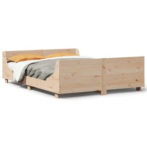 Massivholzbett 140x200 cm aus Kiefernholz, unbehandelt, mit Kopf- und Fußteil.
