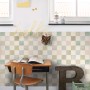 ESTAhome Tapete mit Karomuster in Beige, Blau und Grün im Kinderzimmer.