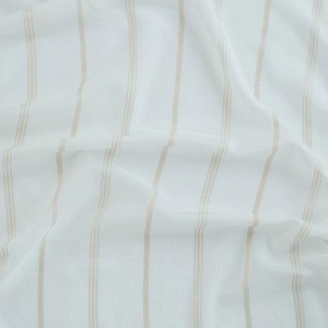 Transparenter, creme-farbener Bricoflor Vorhang Vali mit Streifen und verdeckten Schlaufen.