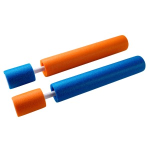 Zwei Schaumstoff-Wasserkanonen Pocket Liquidator in Blau und Orange. Spielzeug für Wasserspaß.