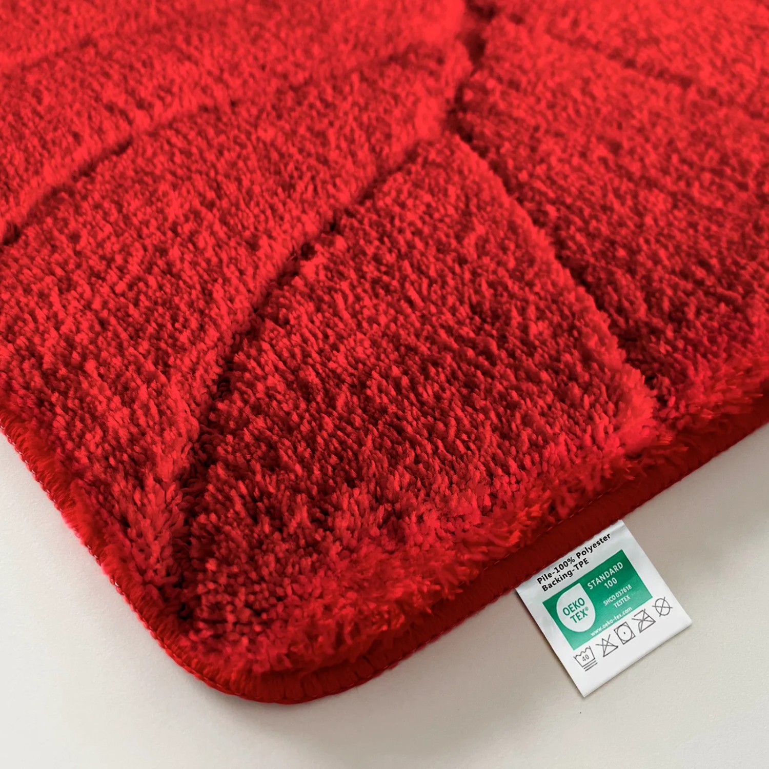 Rote Karat Badematte Maris 80x150 cm mit Blattstruktur, Badvorleger, Badteppich.