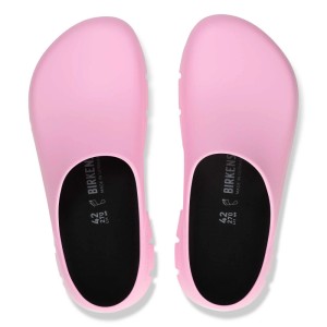 Pinke Birkenstock Super Birki 2.0 PU Clogs, Arbeitsschuhe. Robustes, pflegeleichtes Design für Hygienebereiche.
