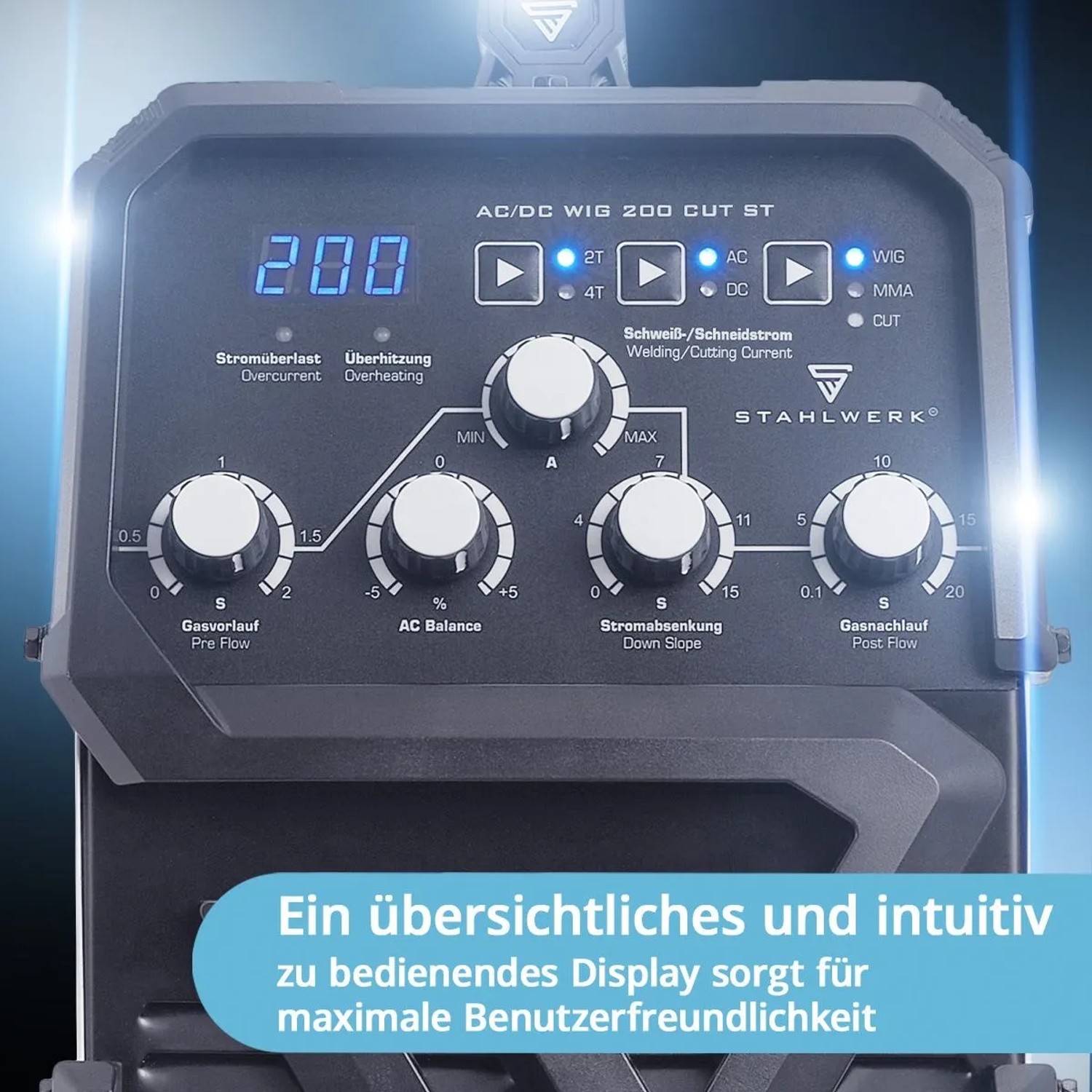Bedienfeld des STAHLWERK Schweißgeräts AC DC Wig 200 CUT ST mit blauem Digitaldisplay, Reglern und Modus-Anzeigen.