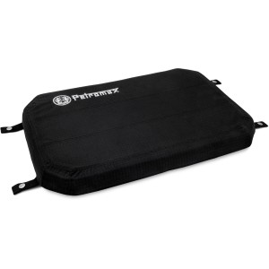 Schwarzes Petromax Sitzkissen für Kühlbox 25l mit Logo und Befestigungslaschen.